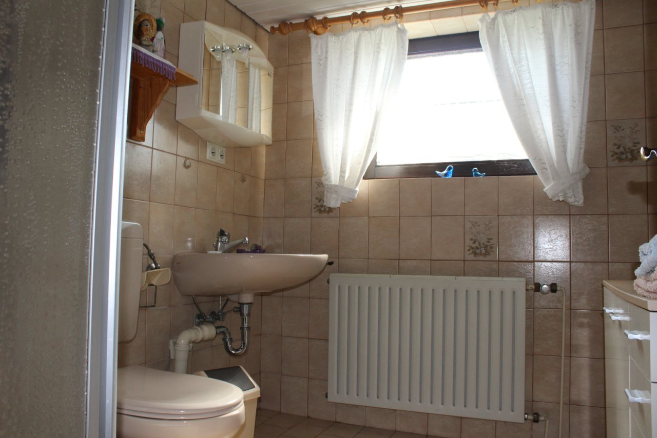 WC mit Dusche Keller