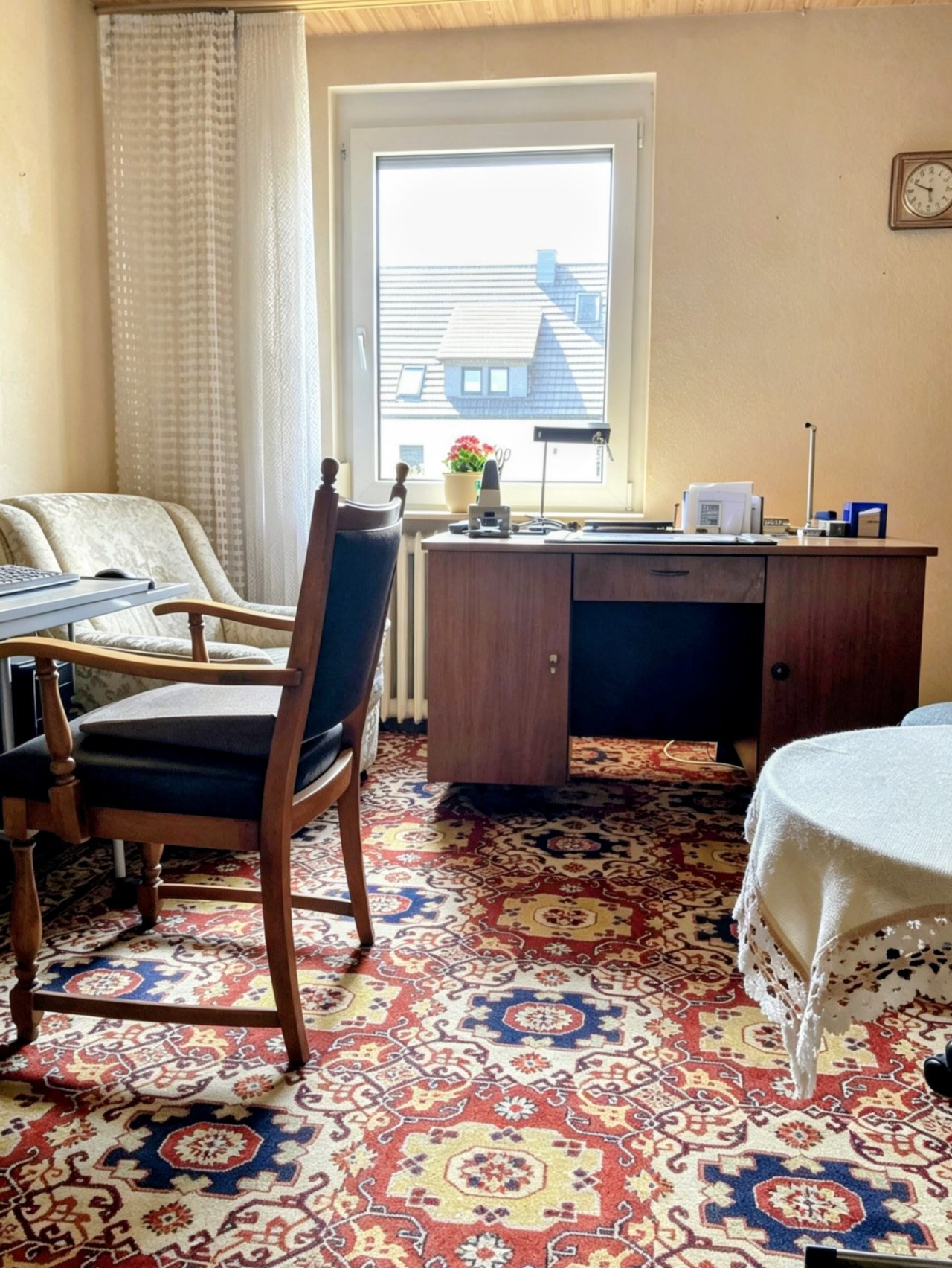 Büro EG